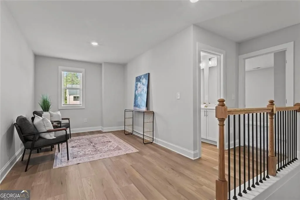 90 Riverwalk Manor Dr — photo 14 of 39