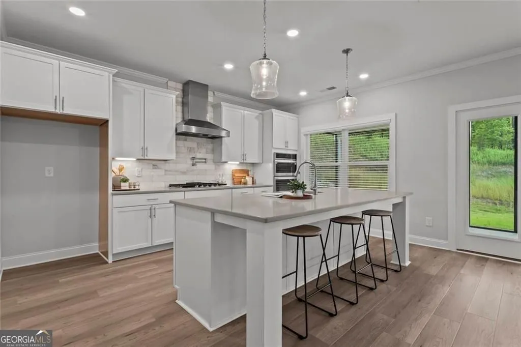 90 Riverwalk Manor Dr — photo 6 of 39