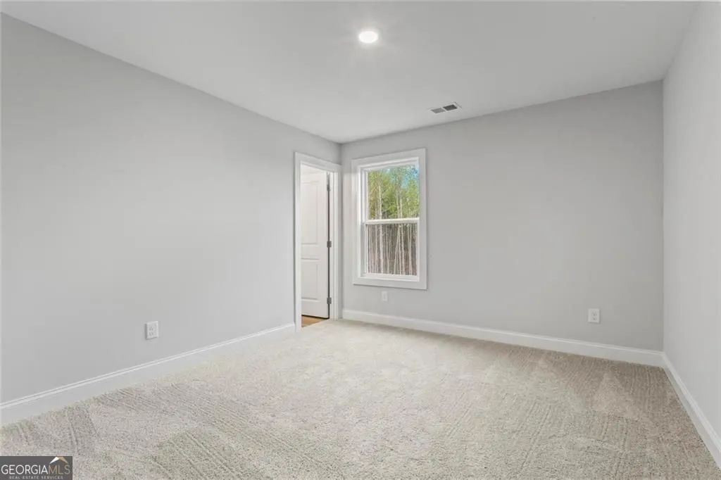 90 Riverwalk Manor Dr — photo 20 of 39