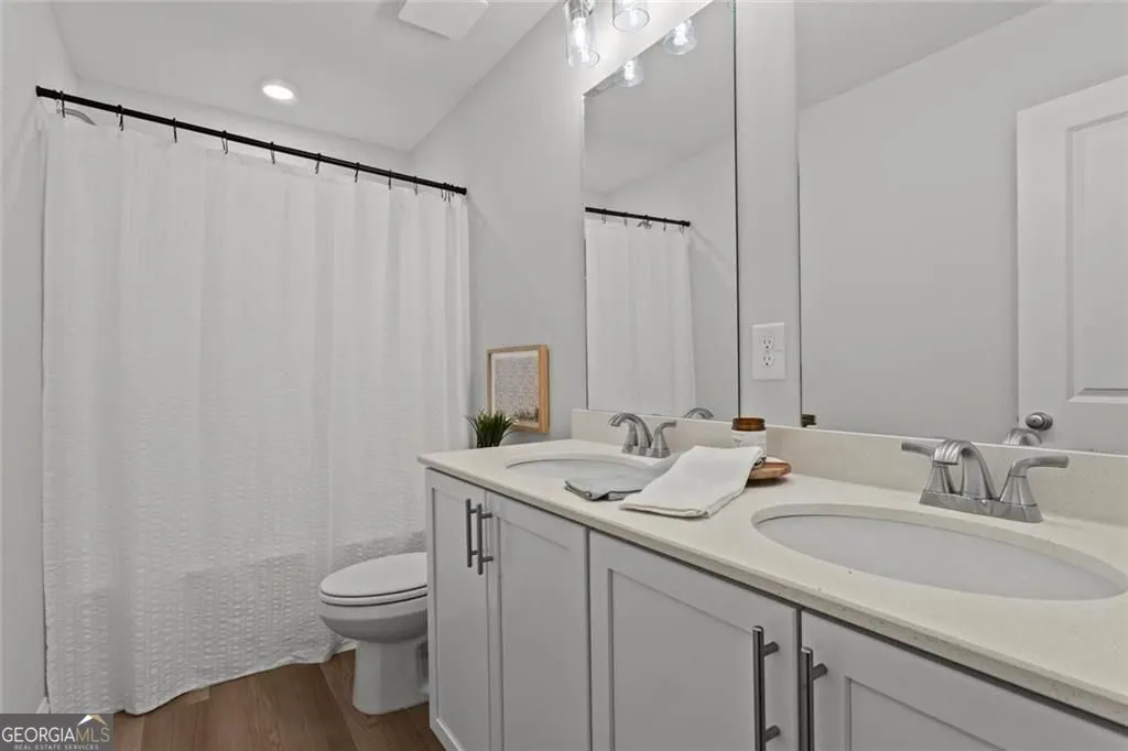 90 Riverwalk Manor Dr — photo 21 of 39