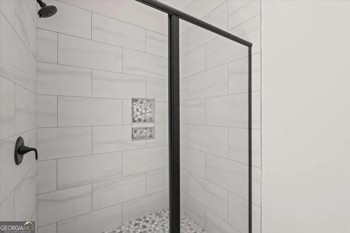 7213 Tara Dr — photo 12 of 43