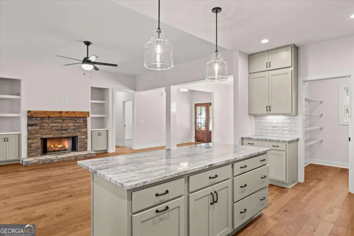 7213 Tara Dr — photo 6 of 43