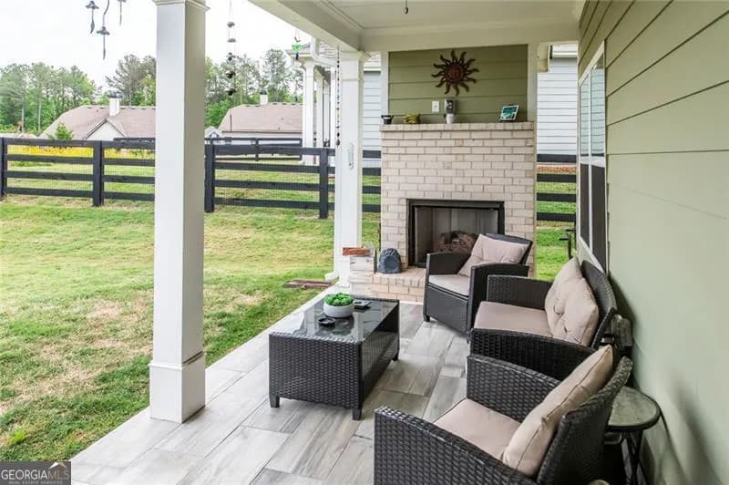 98 Heritage Pointe Dr — photo 8 of 48