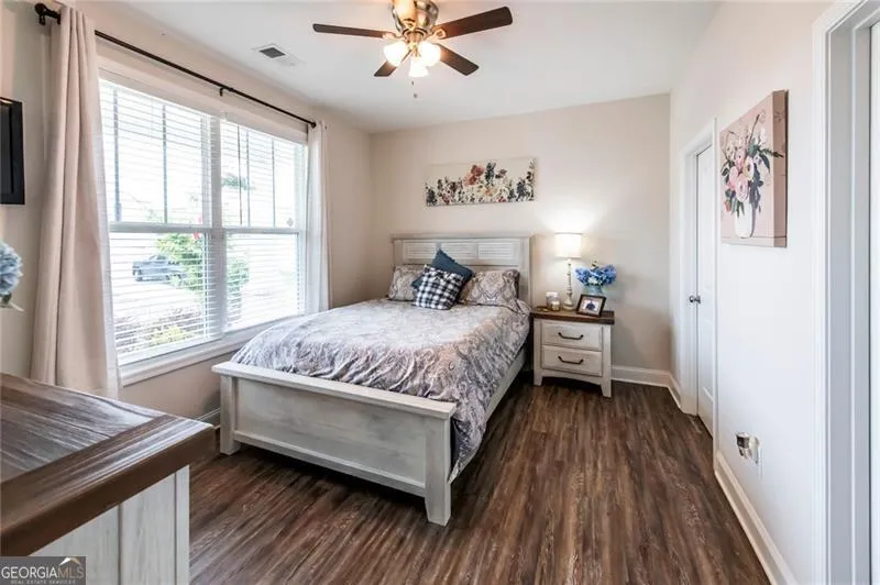 98 Heritage Pointe Dr — photo 31 of 48
