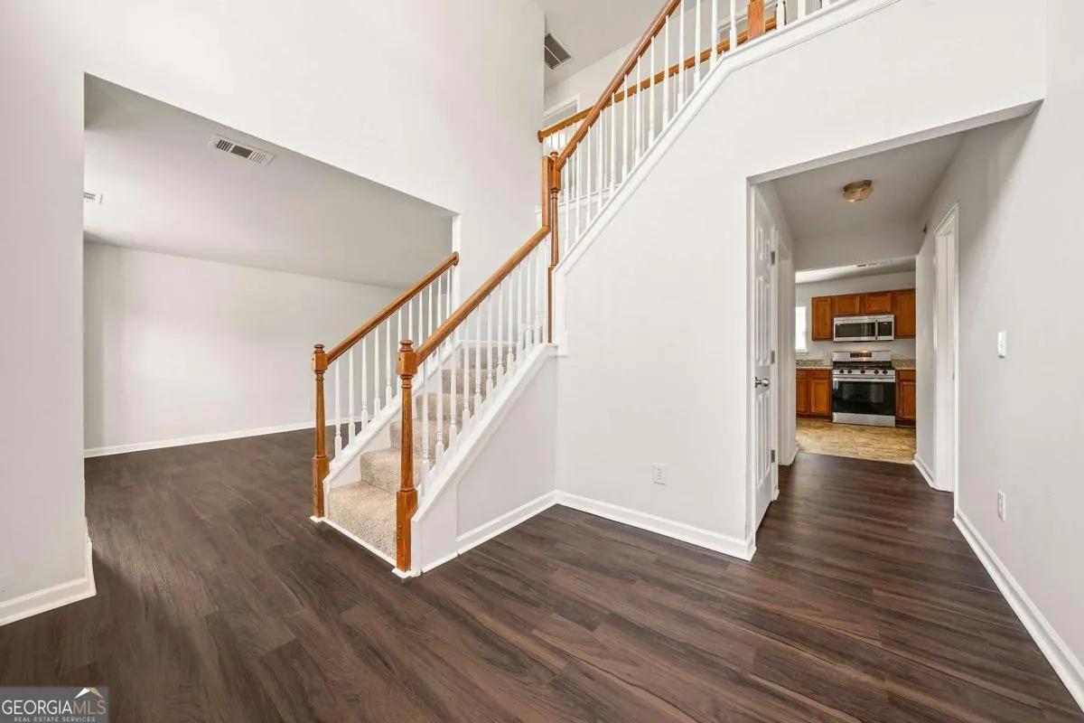 3161 Berthas Overlook — photo 13 of 36