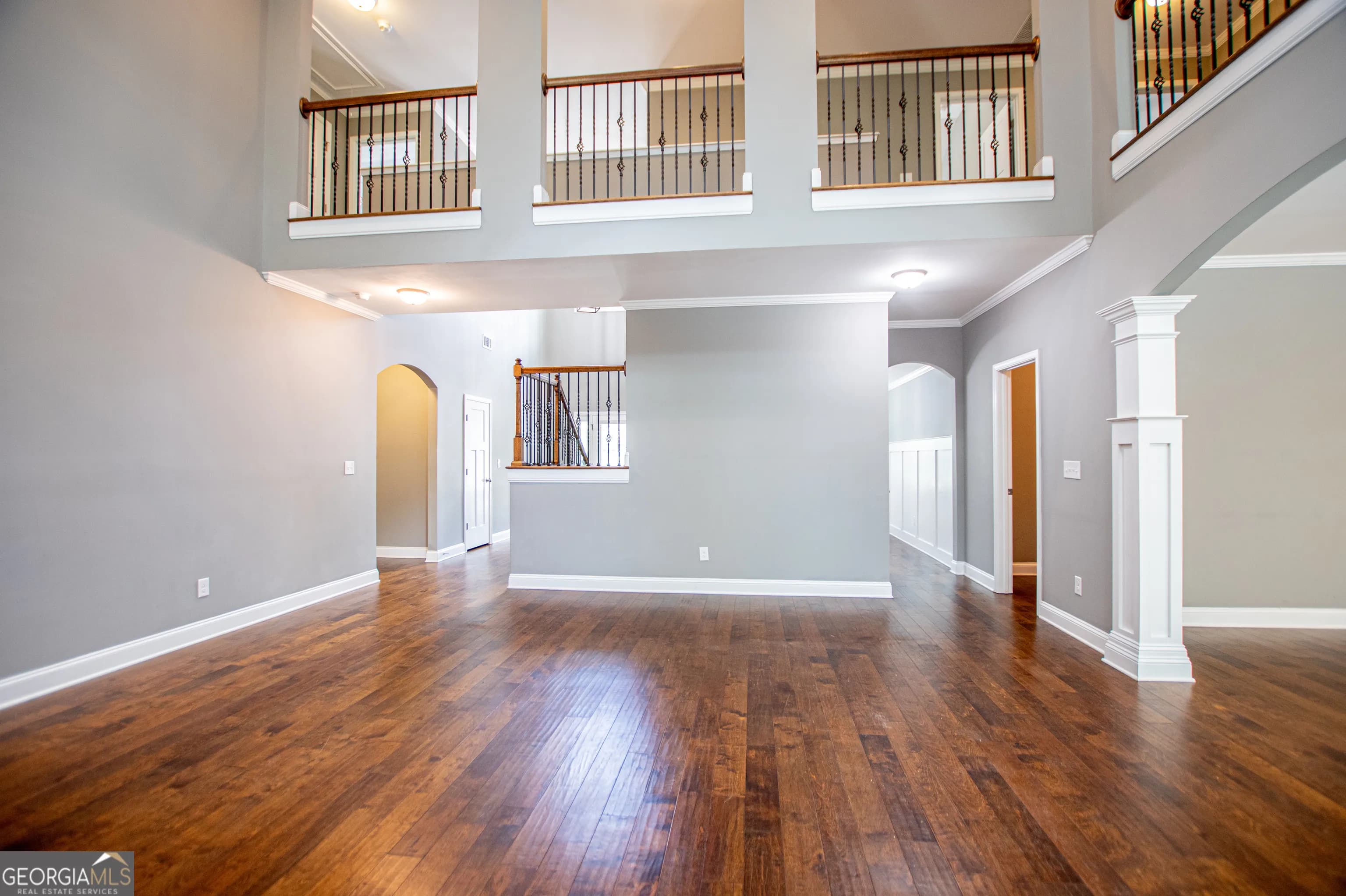201 Overton Pt — photo 11 of 107