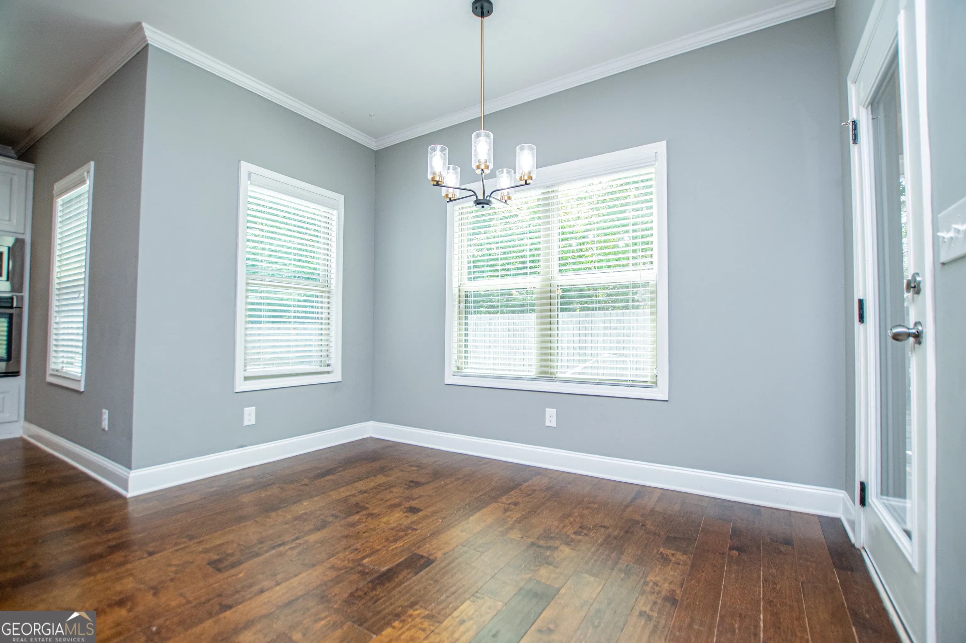 201 Overton Pt — photo 30 of 107