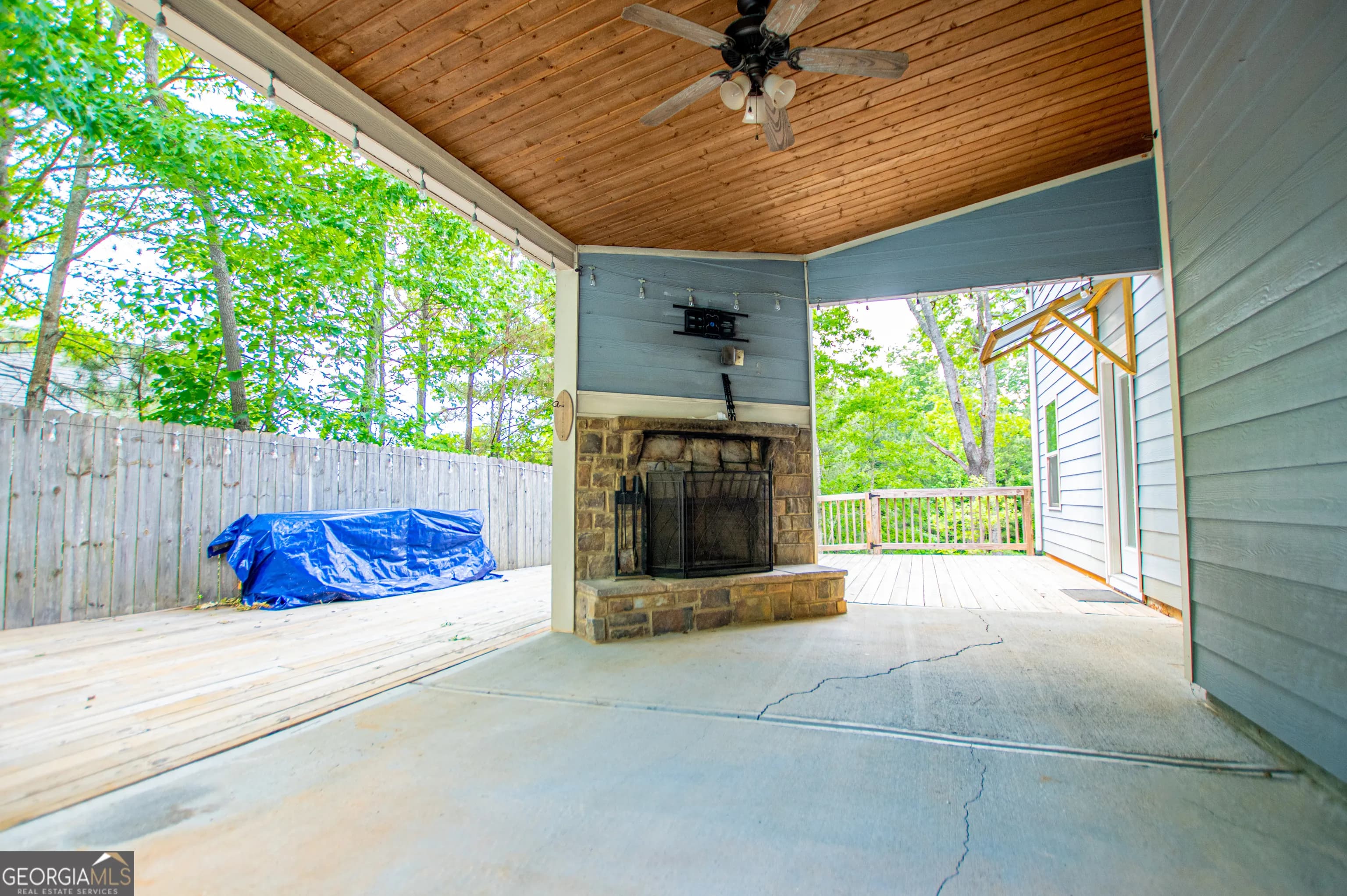 201 Overton Pt — photo 85 of 107