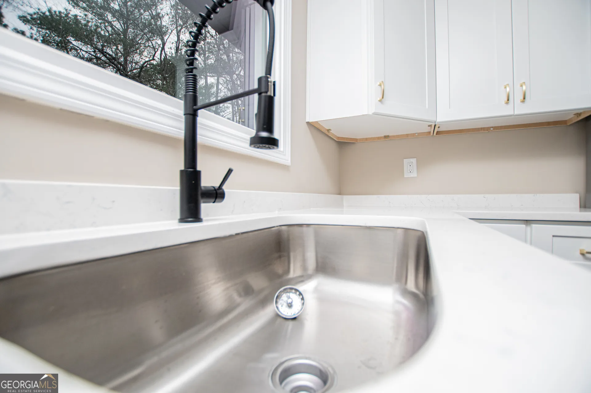 757 N Burnt Hickory Rd — photo 6 of 50