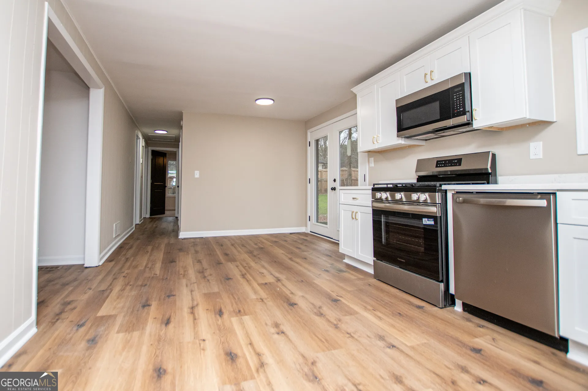 757 N Burnt Hickory Rd — photo 7 of 50