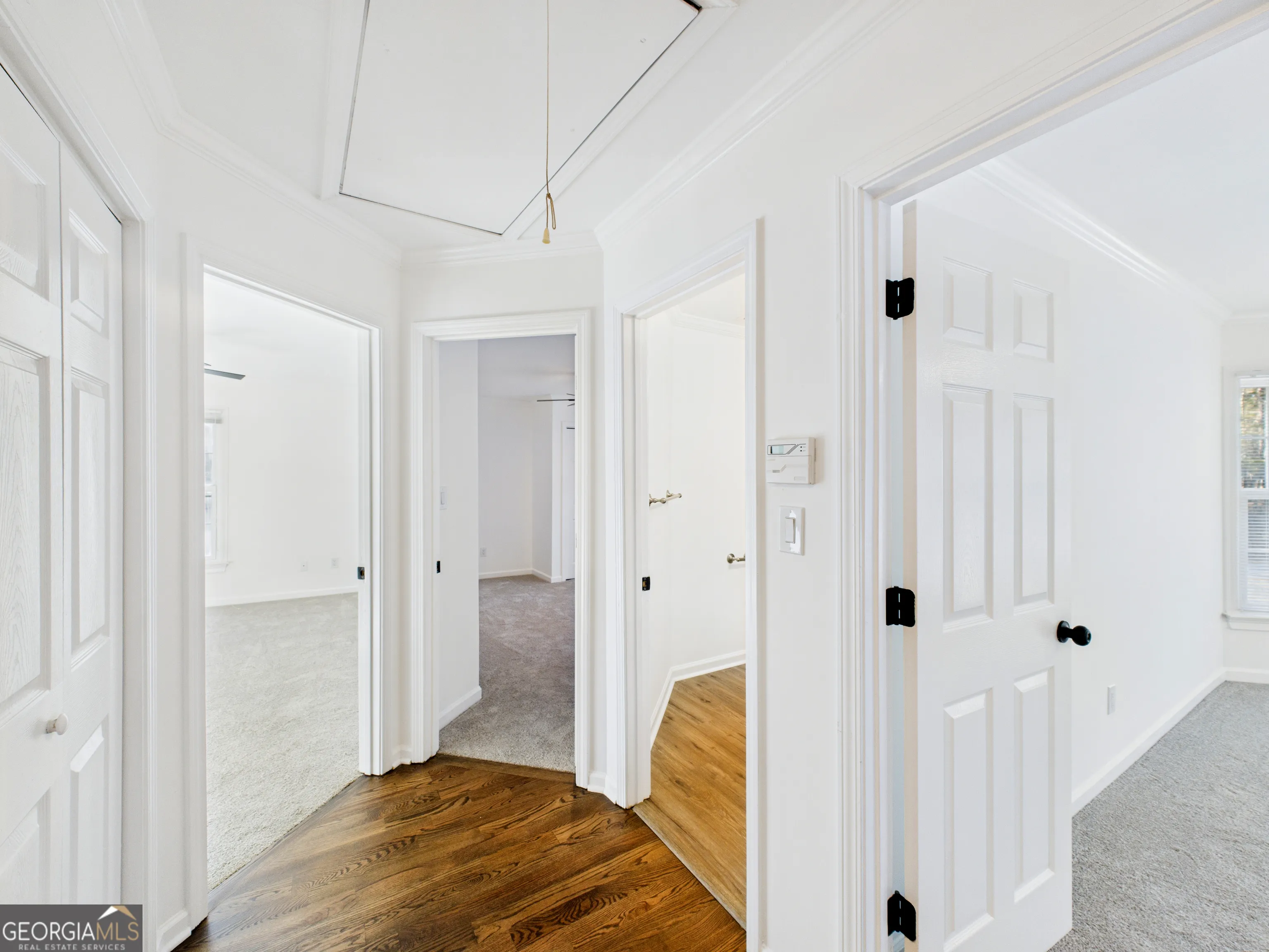 5302 Greenway Dr — photo 34 of 81
