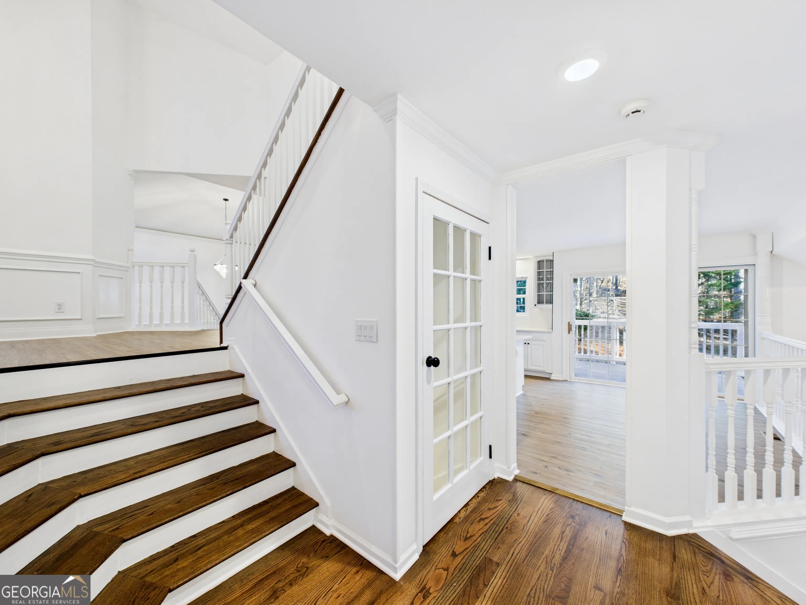 5302 Greenway Dr — photo 22 of 81