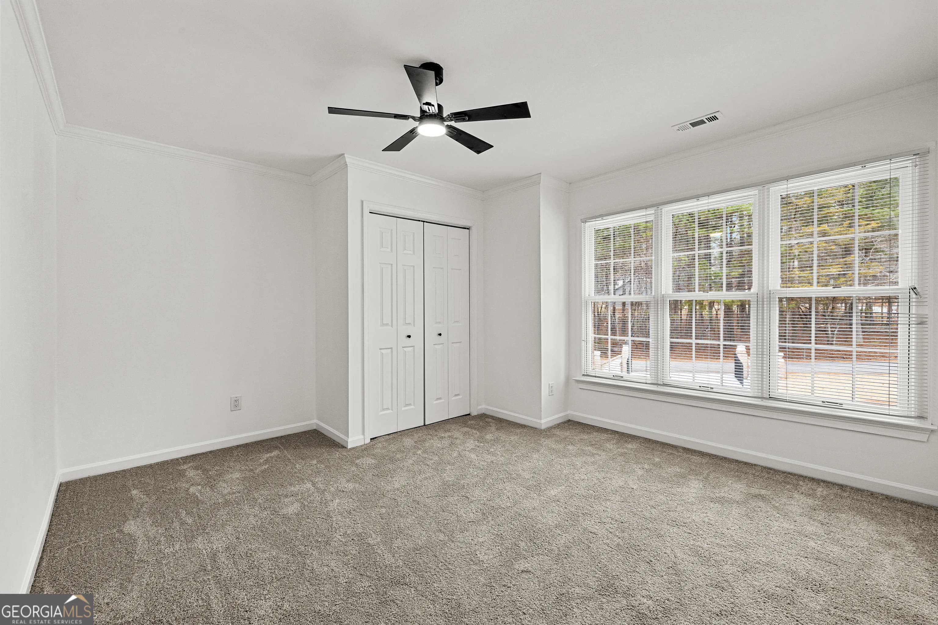 5302 Greenway Dr — photo 39 of 81