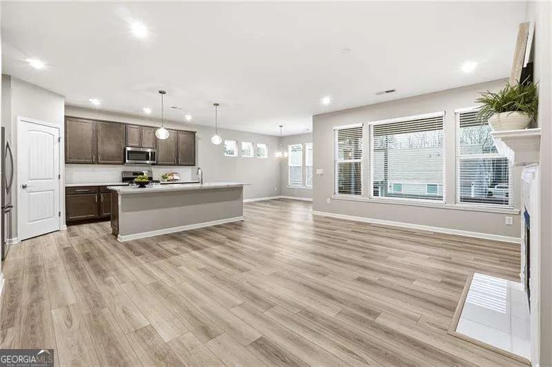 168 Balsam Dr — photo 19 of 25
