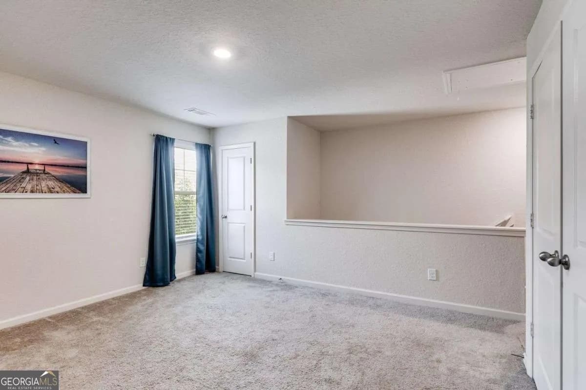 1018 Nandina Ct — photo 5 of 23