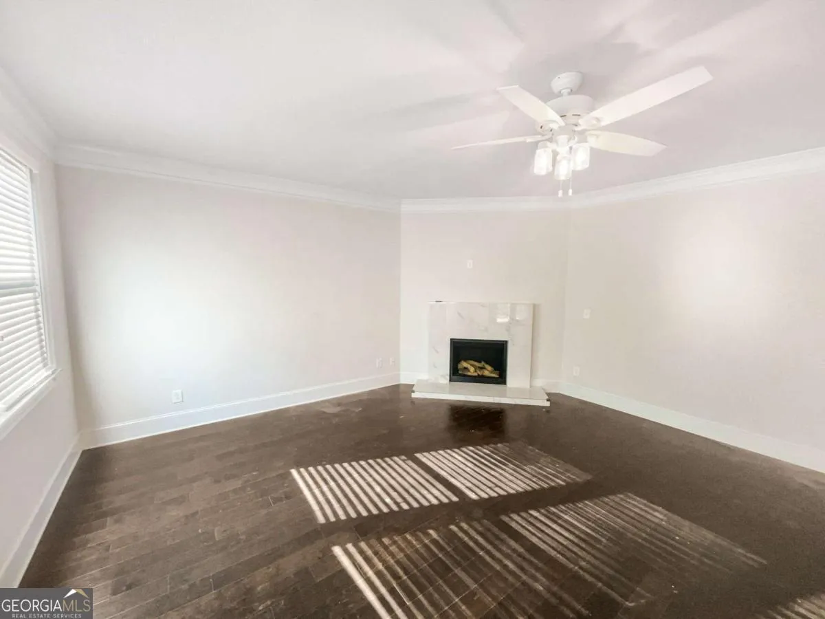 198 Hickory Pointe Dr — photo 19 of 25