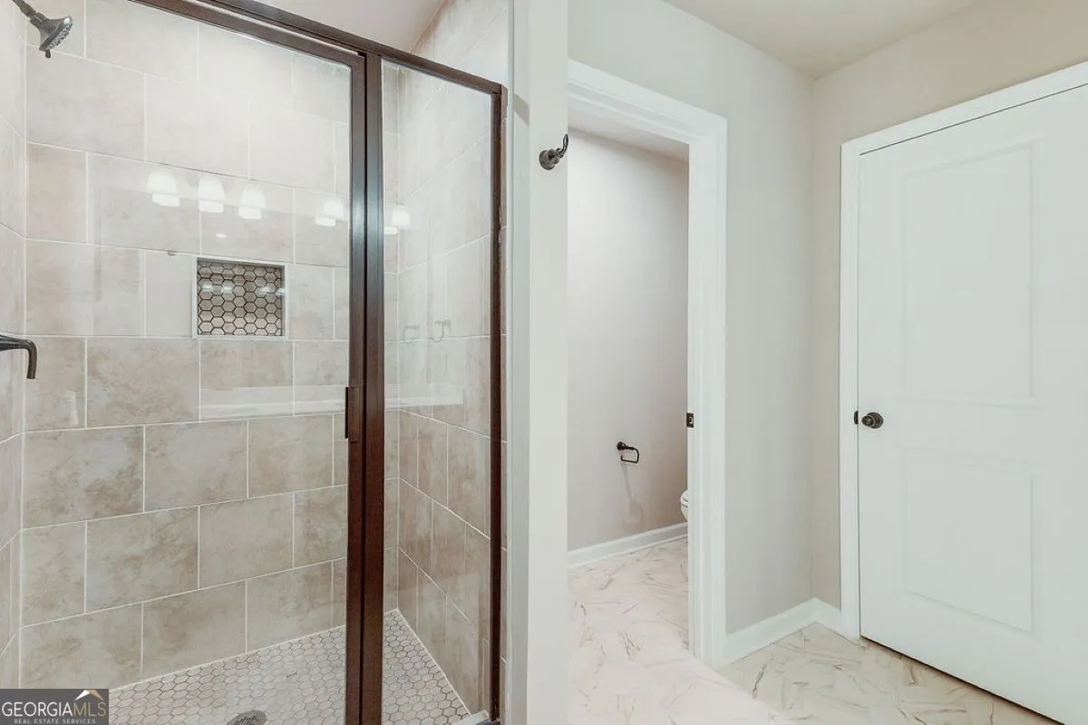 4101 Chapel Hill Reserve — photo 10 of 20