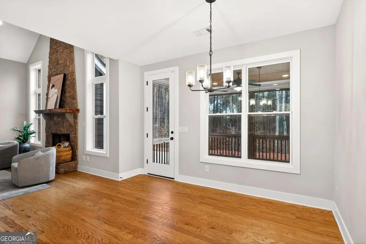425 Blossom Trl — photo 15 of 68
