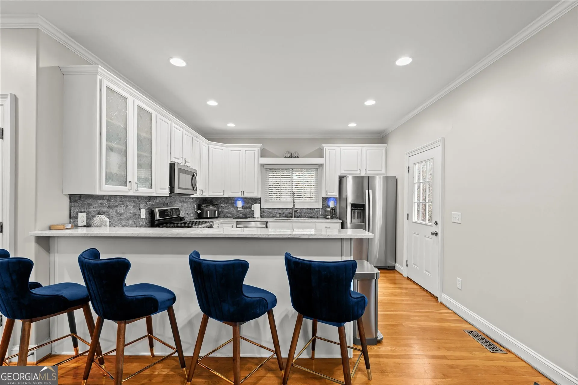 218 N Ole Hickory Trl — photo 4 of 58
