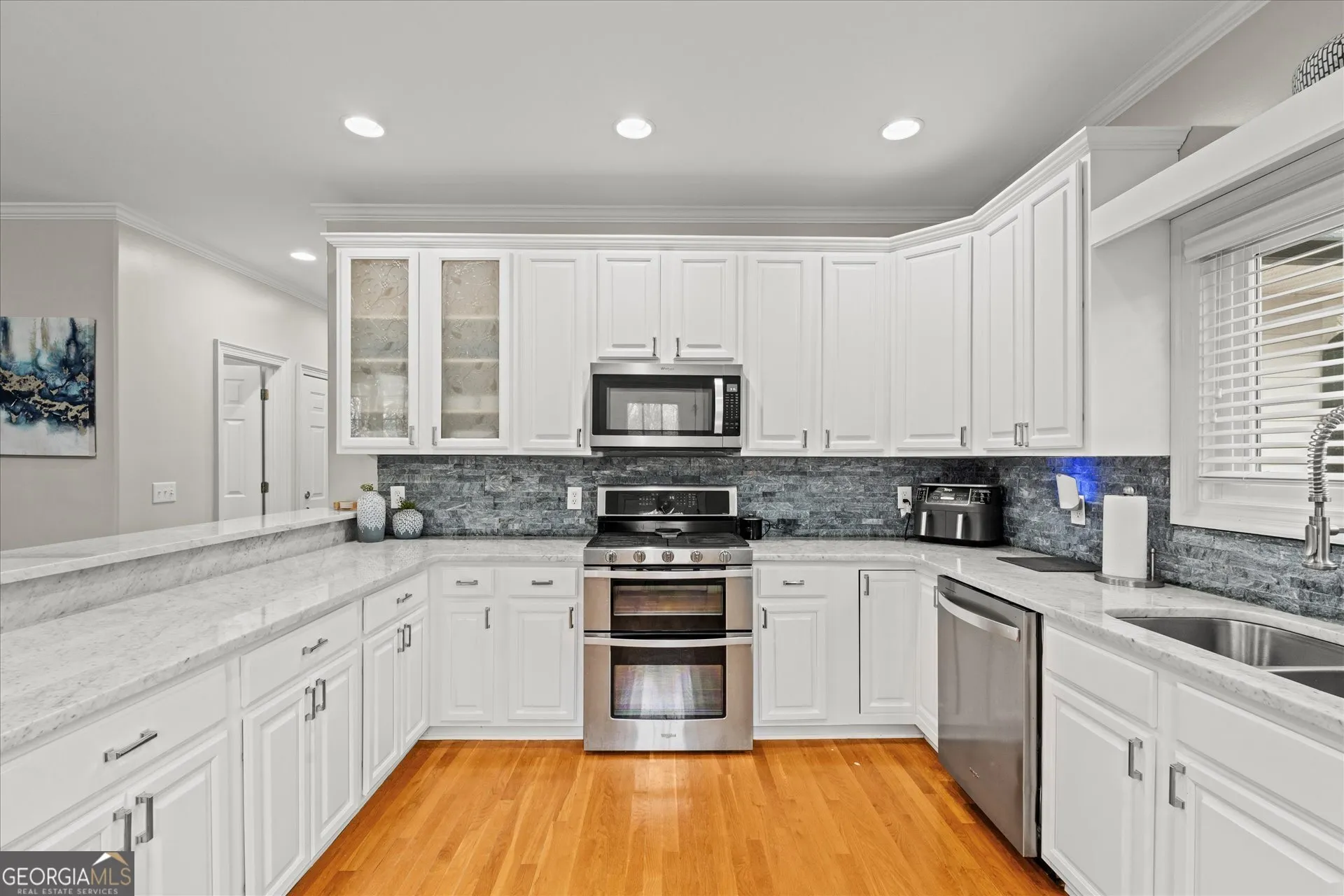 218 N Ole Hickory Trl — photo 8 of 58