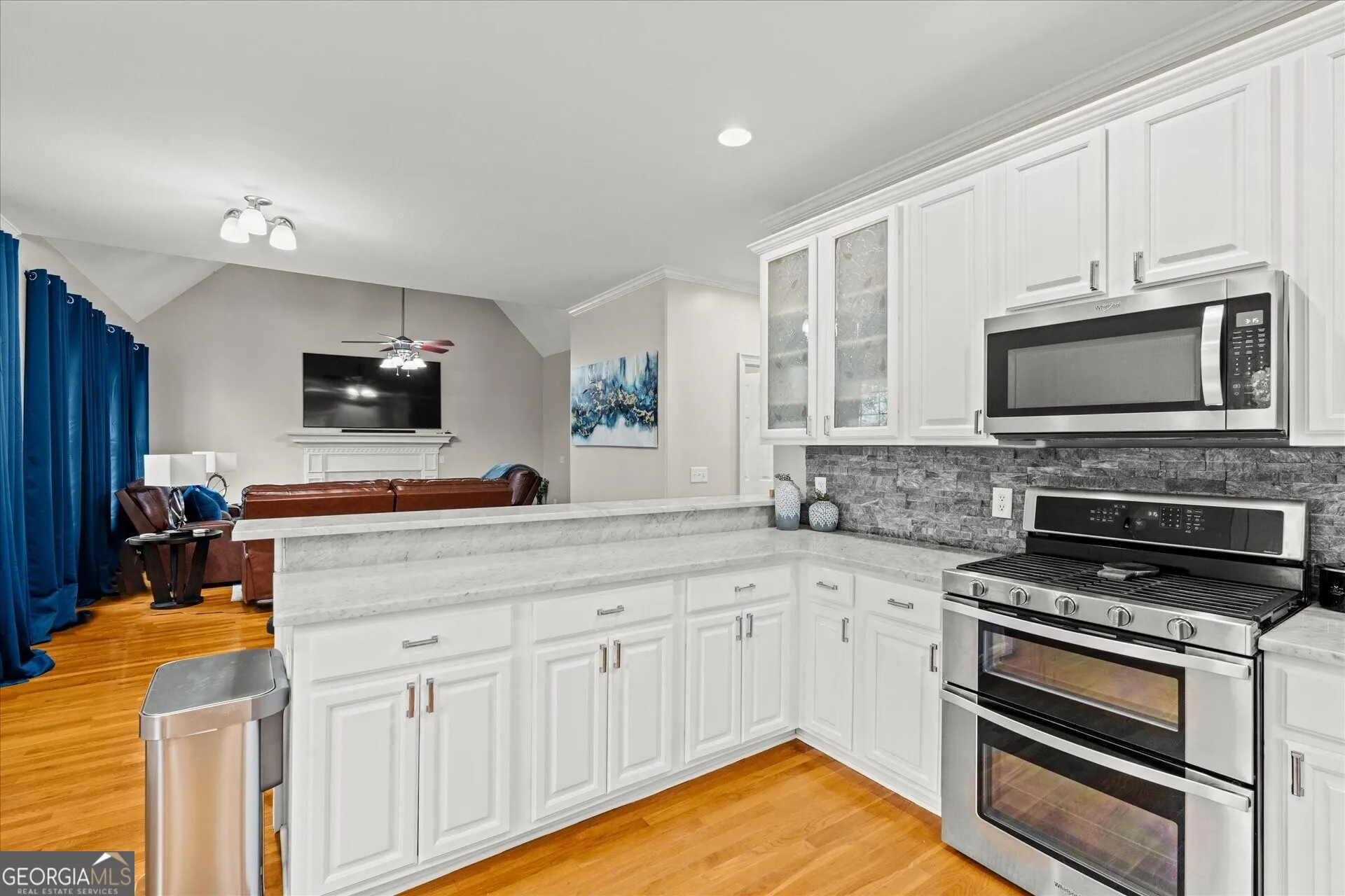 218 N Ole Hickory Trl — photo 9 of 58