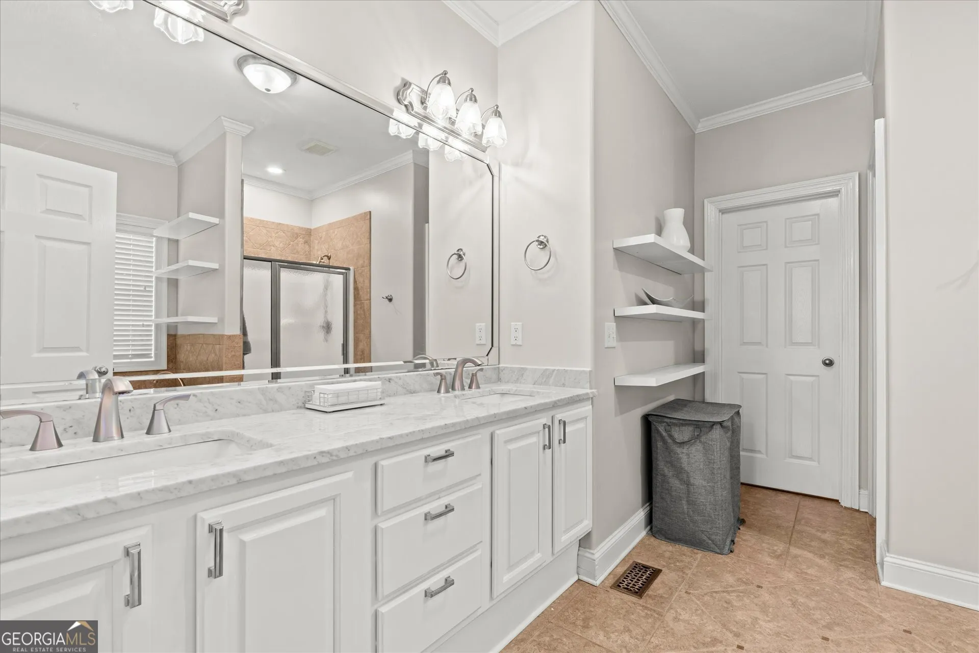 218 N Ole Hickory Trl — photo 15 of 58