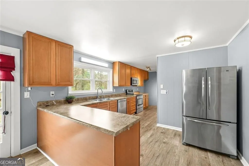 6428 Melrose Dr — photo 40 of 42