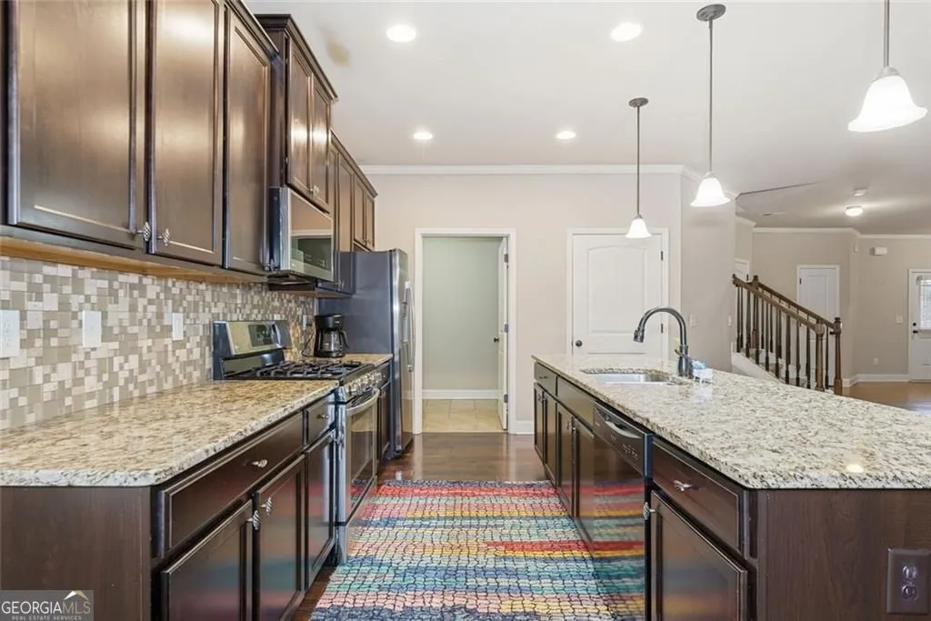 163 Hawthorne Ridge Cir — photo 12 of 53