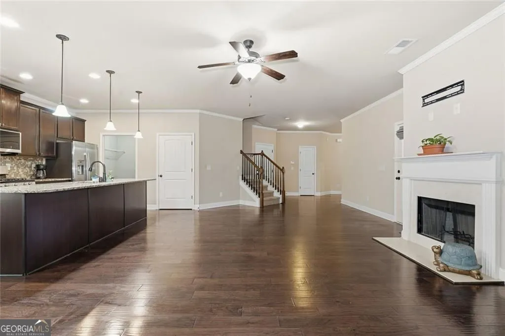 163 Hawthorne Ridge Cir — photo 8 of 53