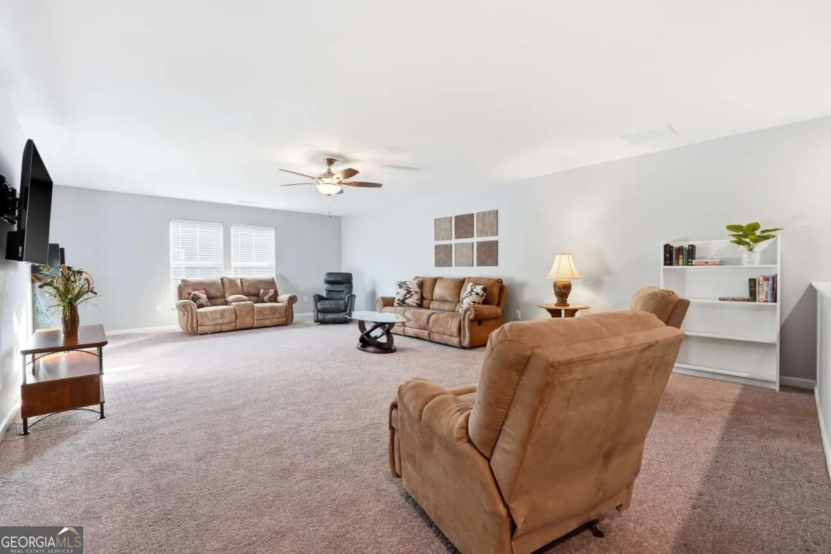 24 Aspen Way — photo 11 of 25