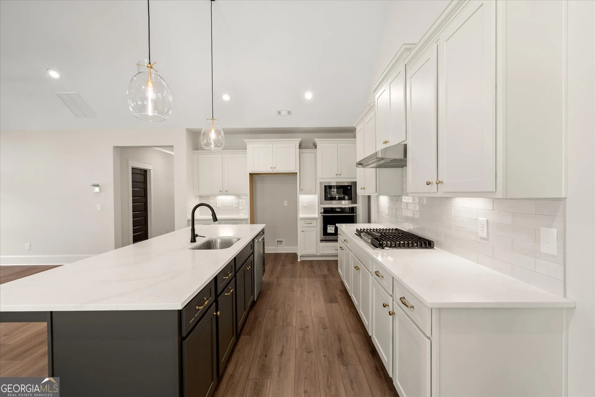 165 West Lake Blvd — photo 7 of 45