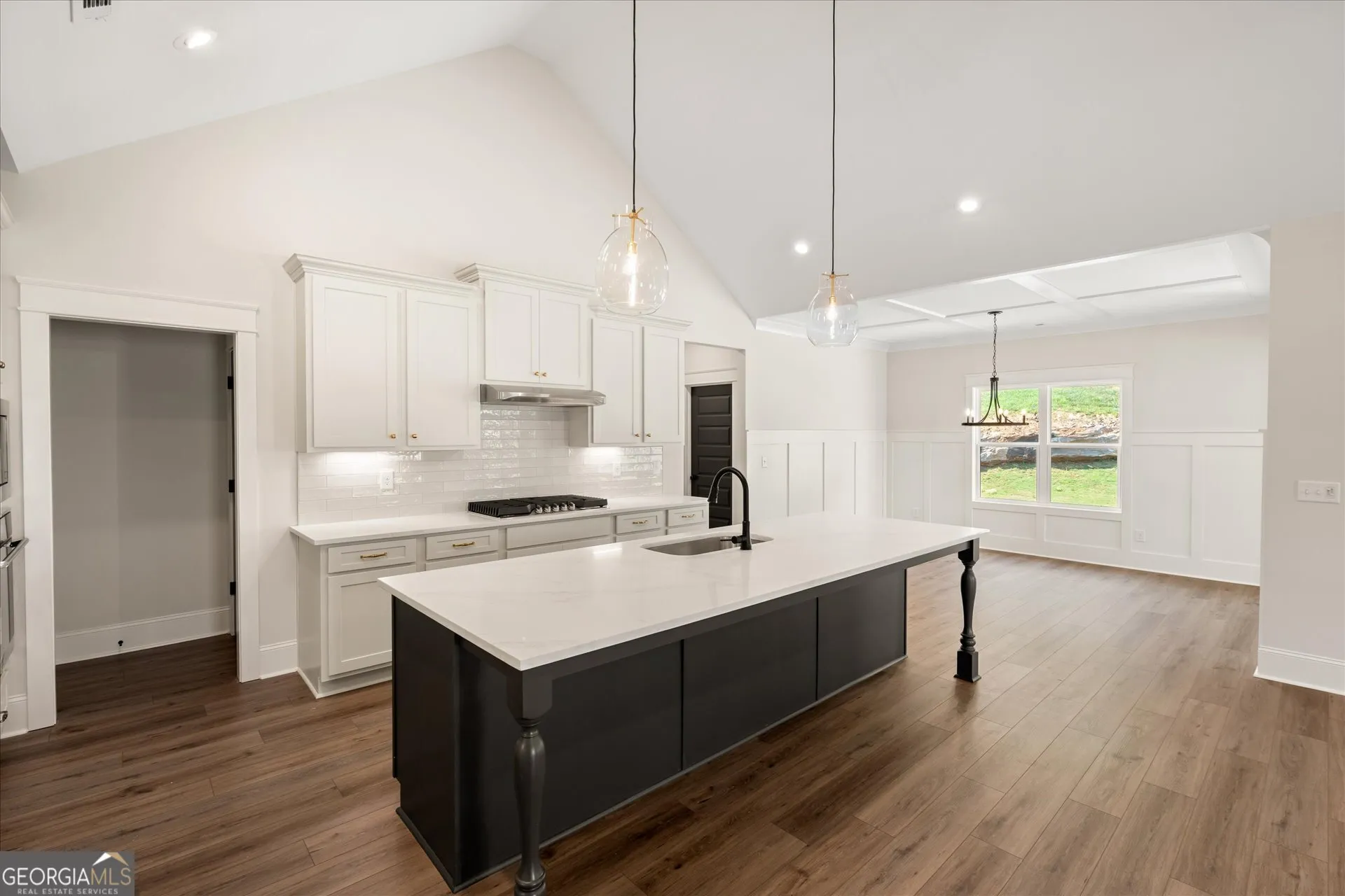 165 West Lake Blvd — photo 5 of 45