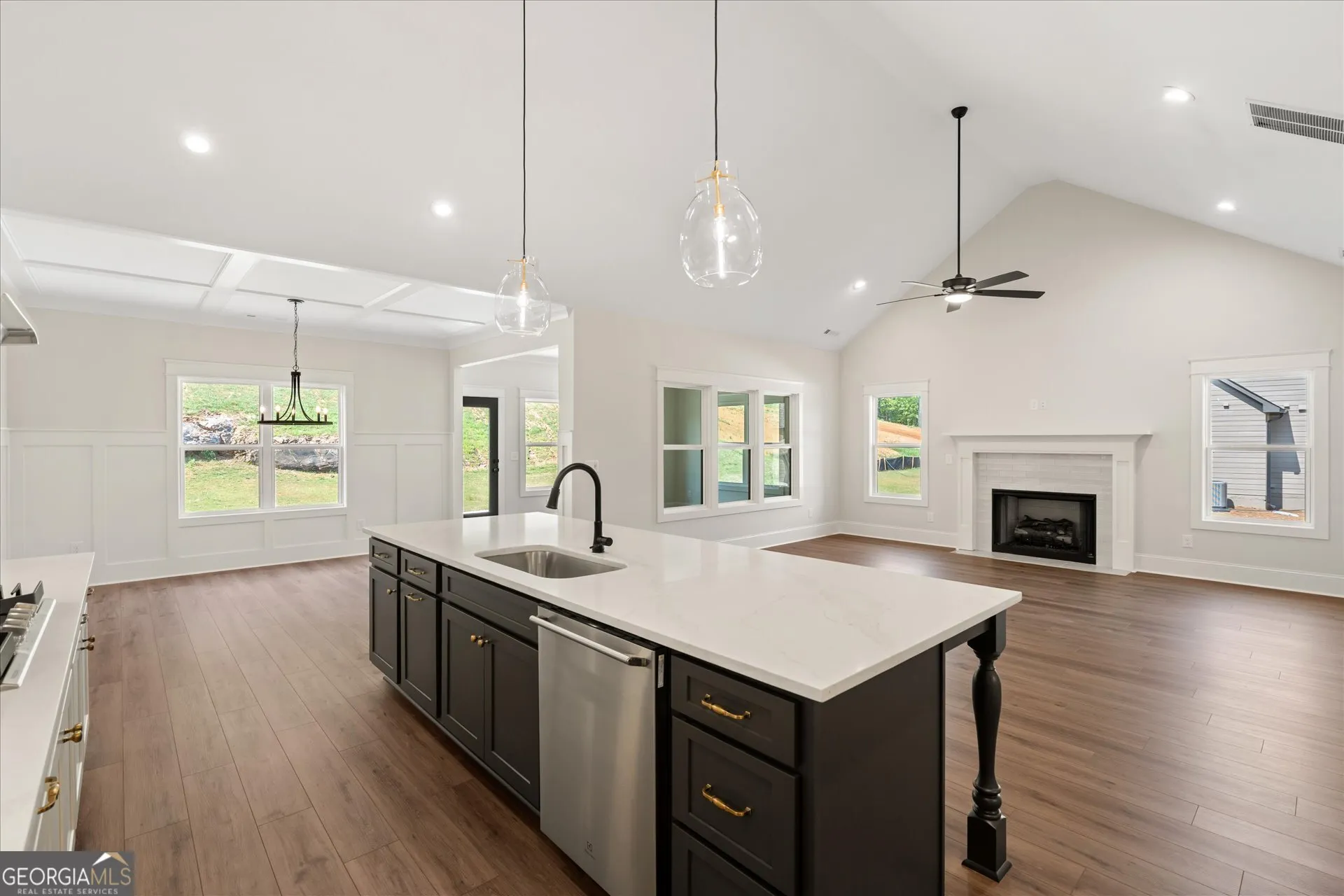 165 West Lake Blvd — photo 8 of 45