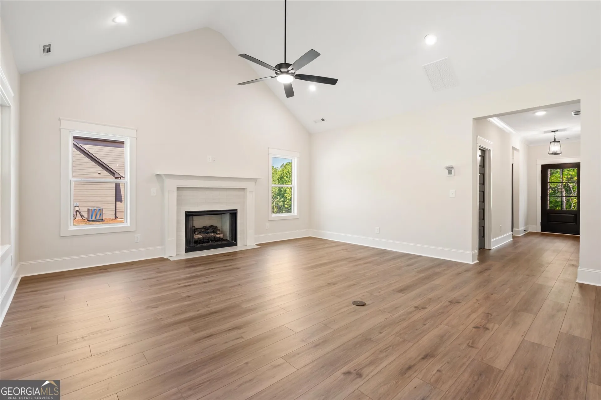 165 West Lake Blvd — photo 4 of 45