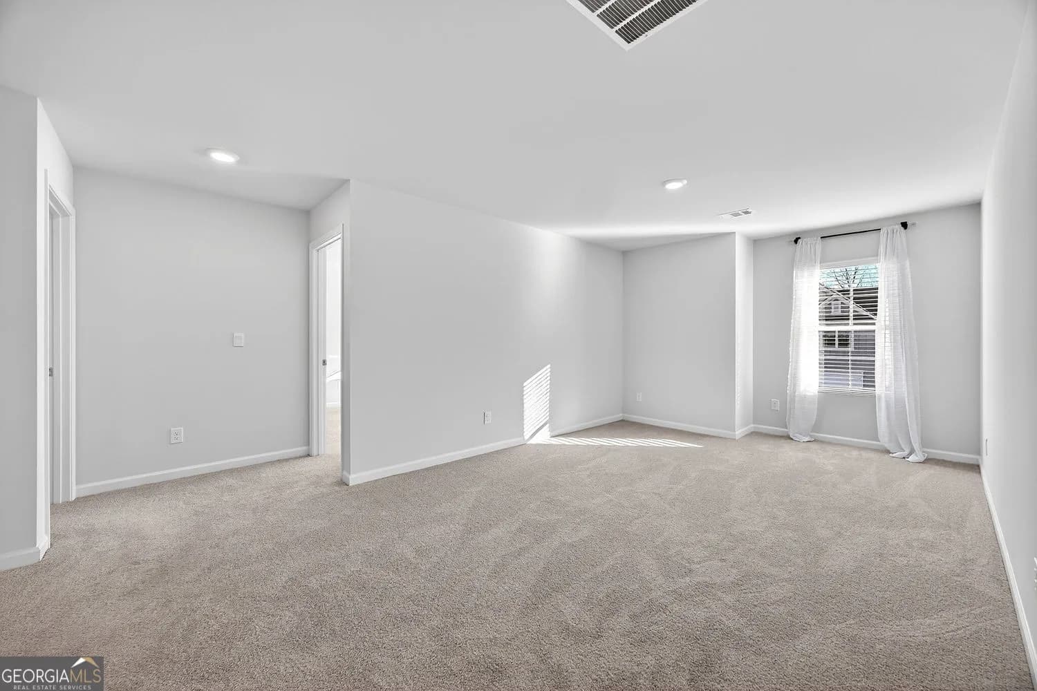 56 Berwick Xing — photo 6 of 28