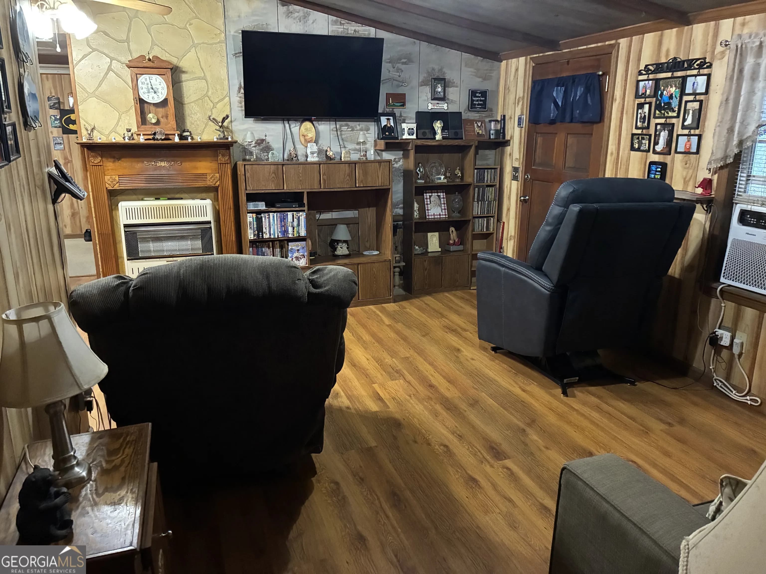 244 Manors Mill Rd — photo 8 of 30