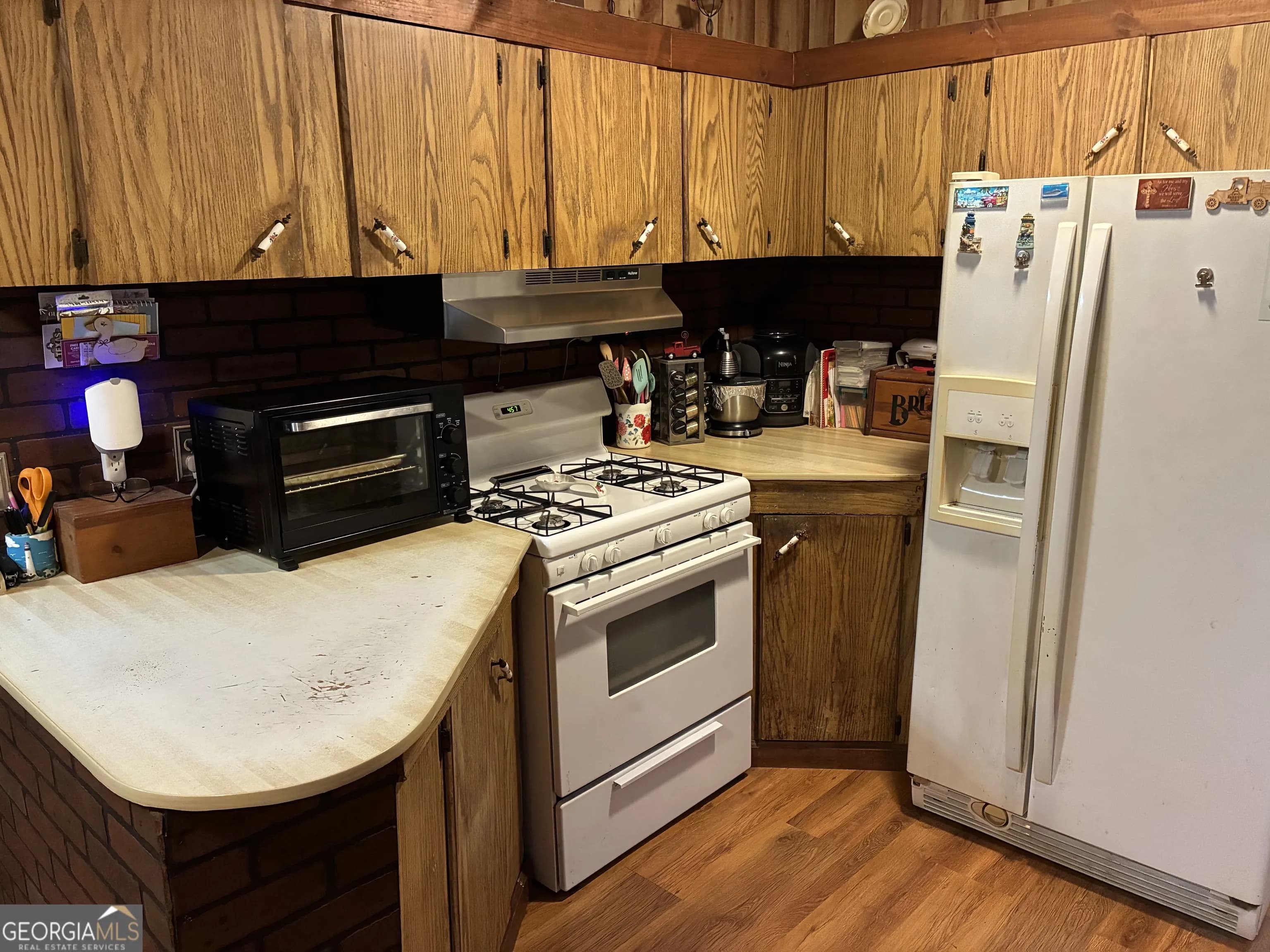244 Manors Mill Rd — photo 3 of 30
