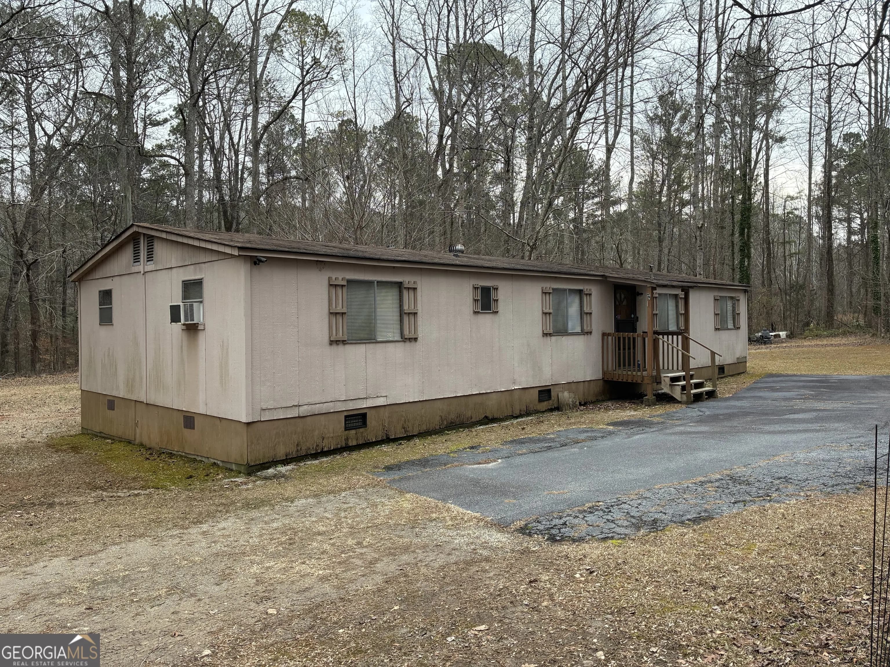 208 Manors Mill Rd — photo 13 of 26