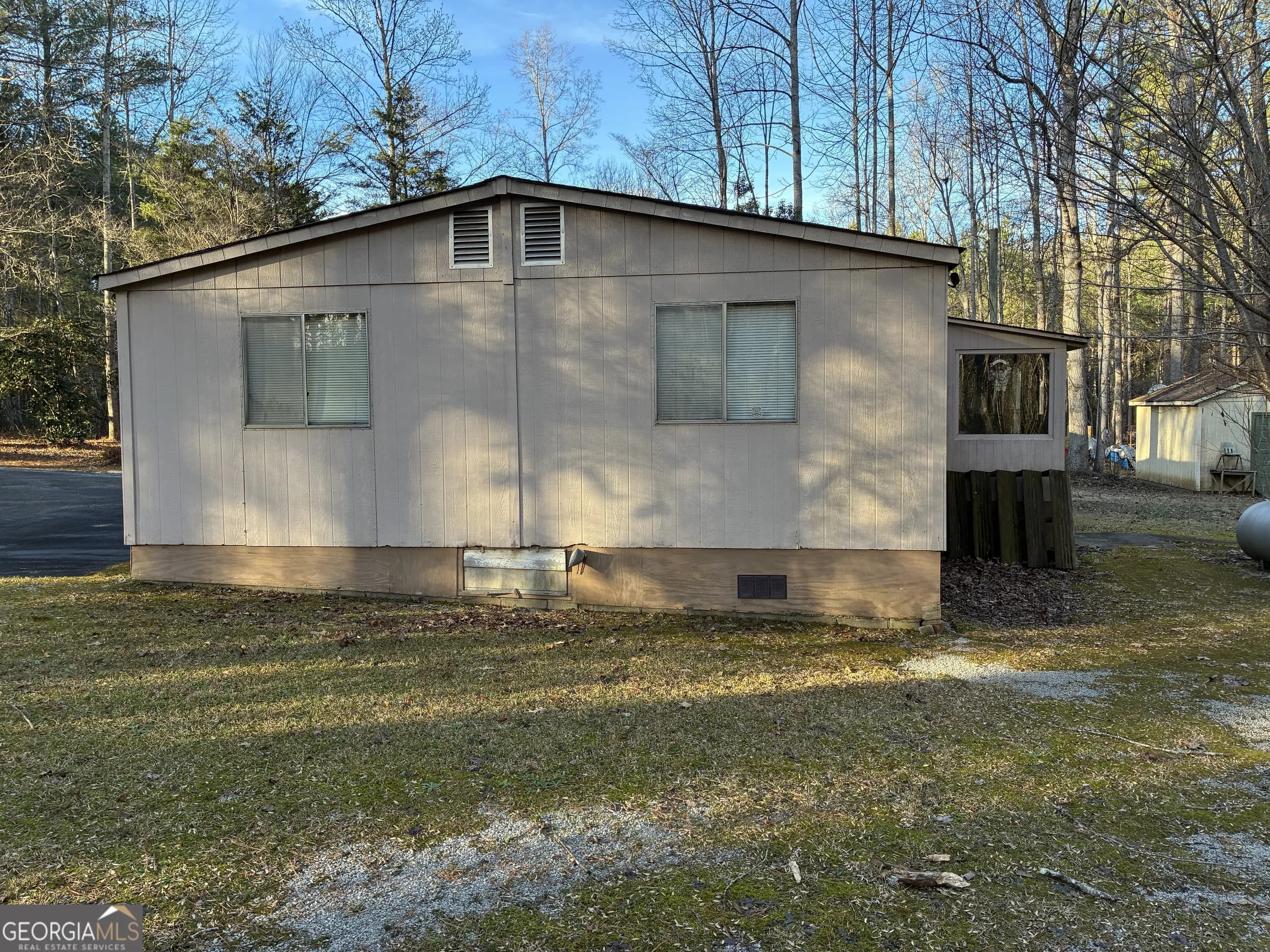 208 Manors Mill Rd — photo 11 of 26