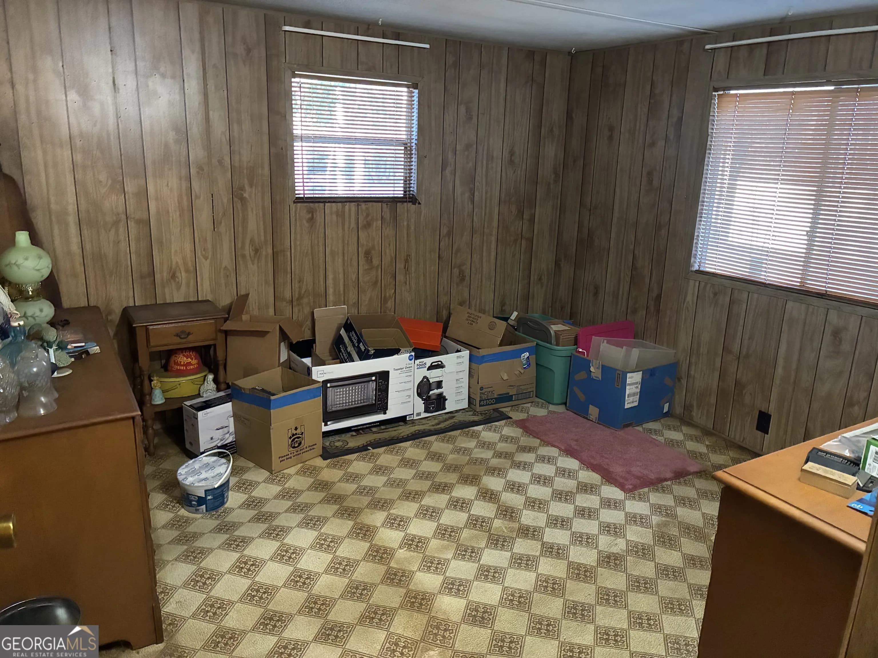 208 Manors Mill Rd — photo 8 of 26