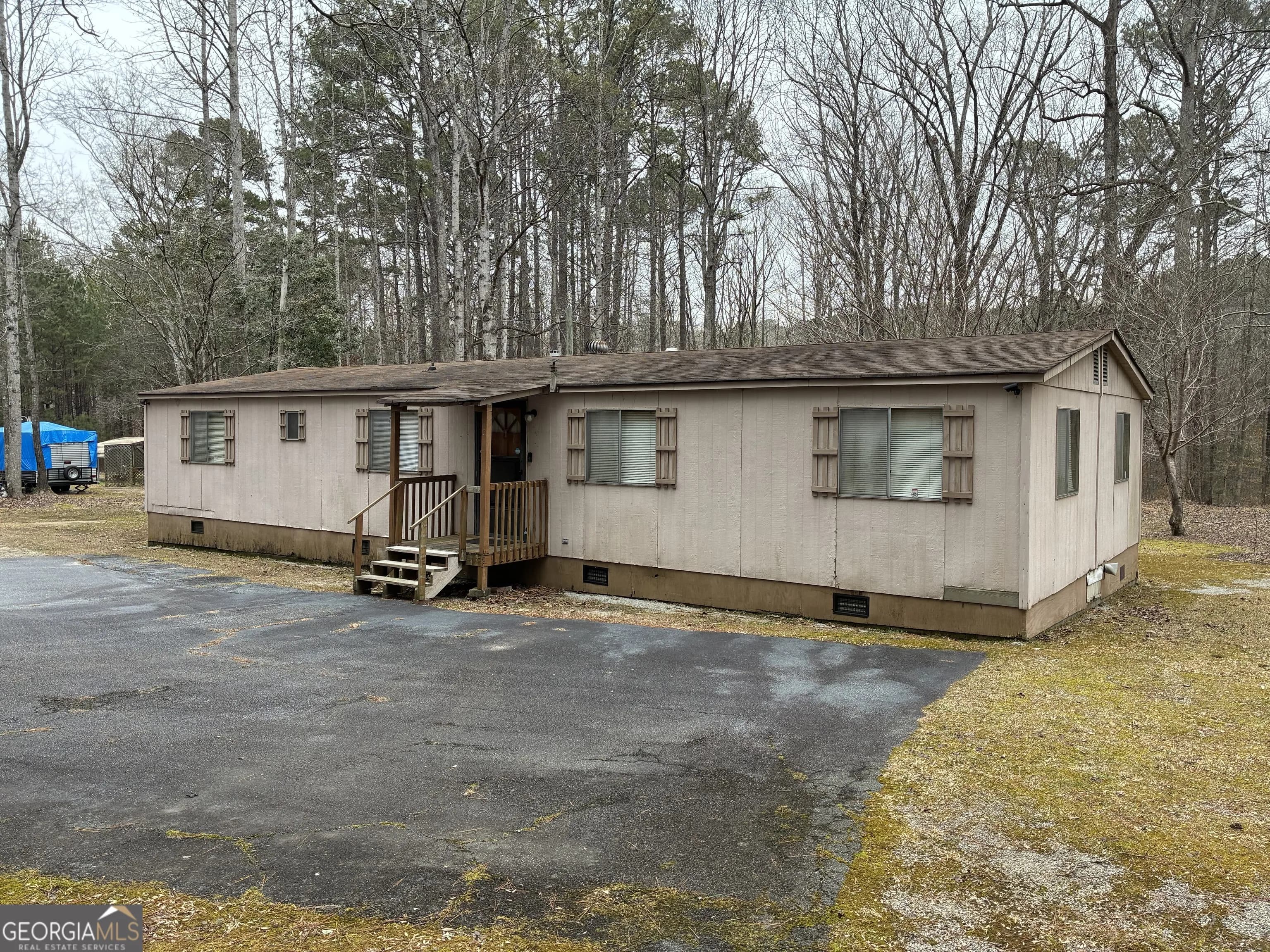208 Manors Mill Rd — photo 2 of 26