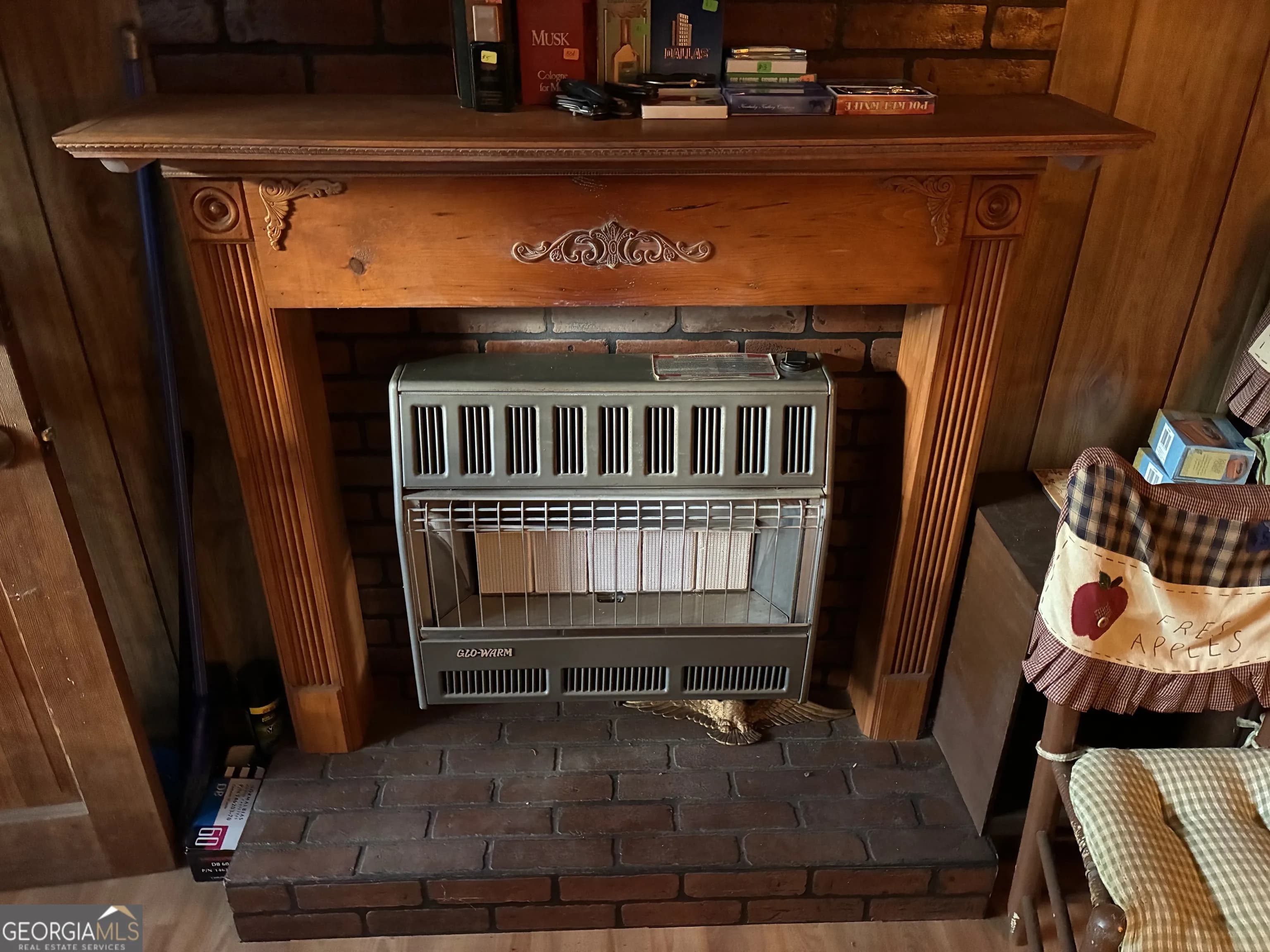 208 Manors Mill Rd — photo 23 of 26