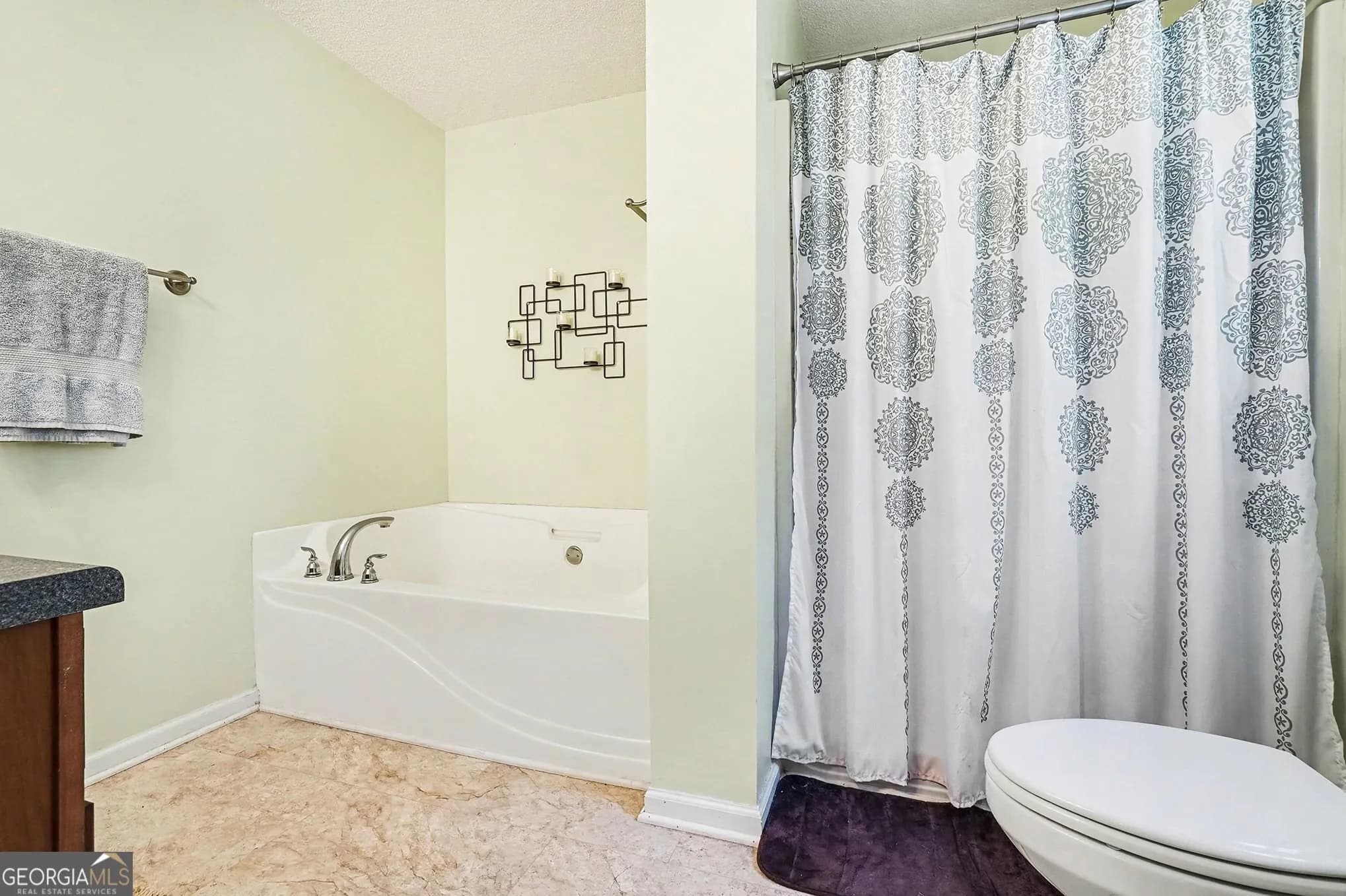 100 Hunter Pl — photo 8 of 29