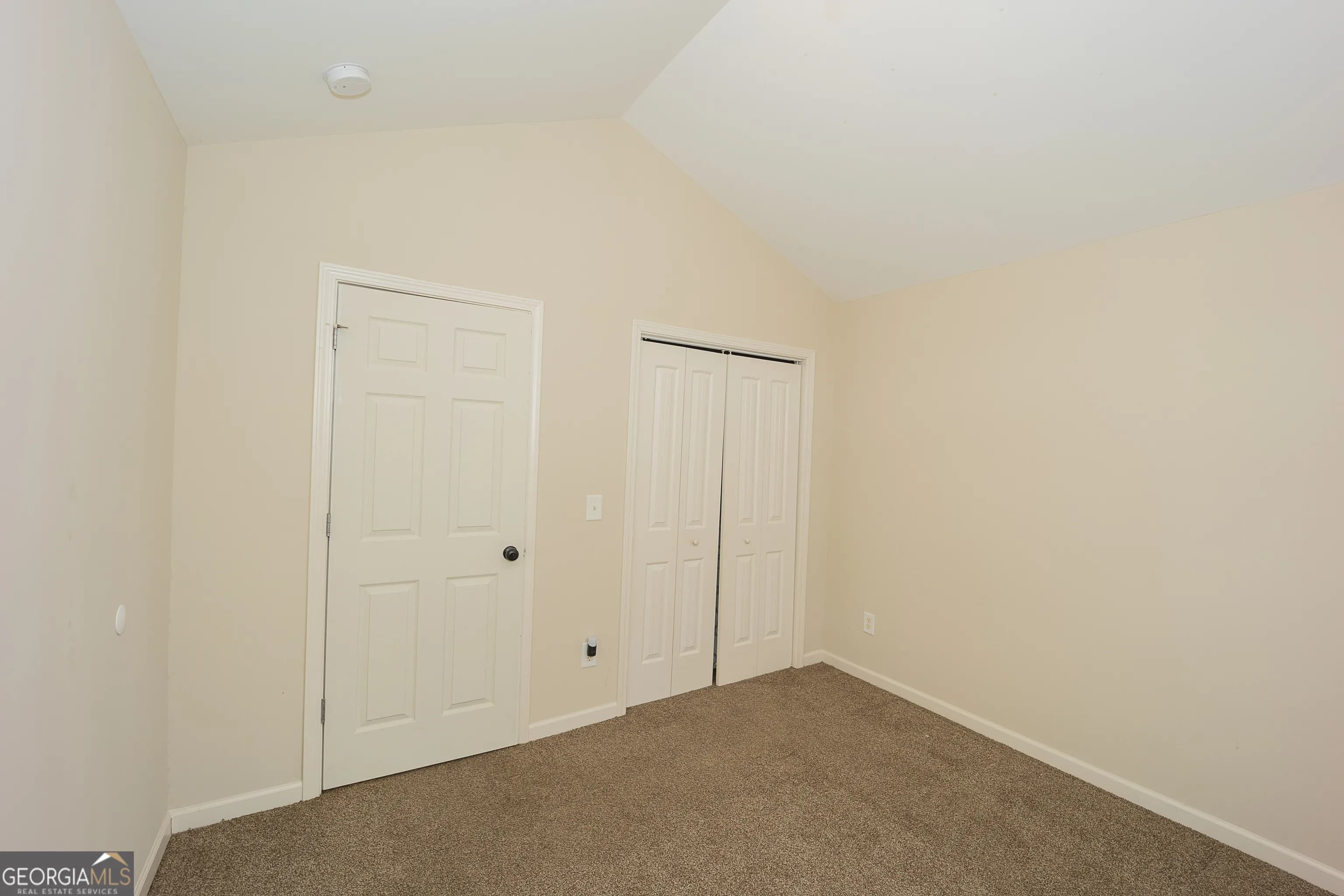 1066 Mcduffie Cir — photo 25 of 55