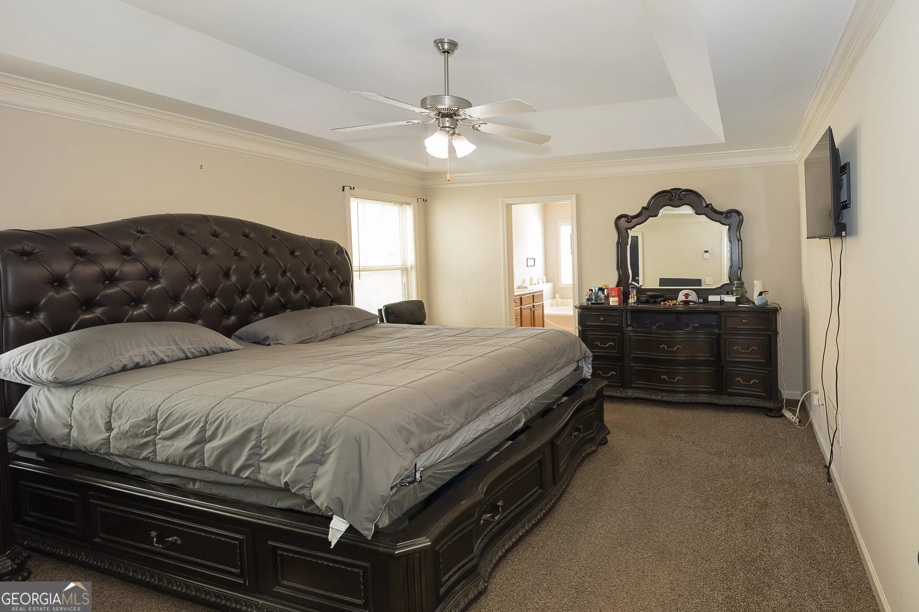 1066 Mcduffie Cir — photo 8 of 55