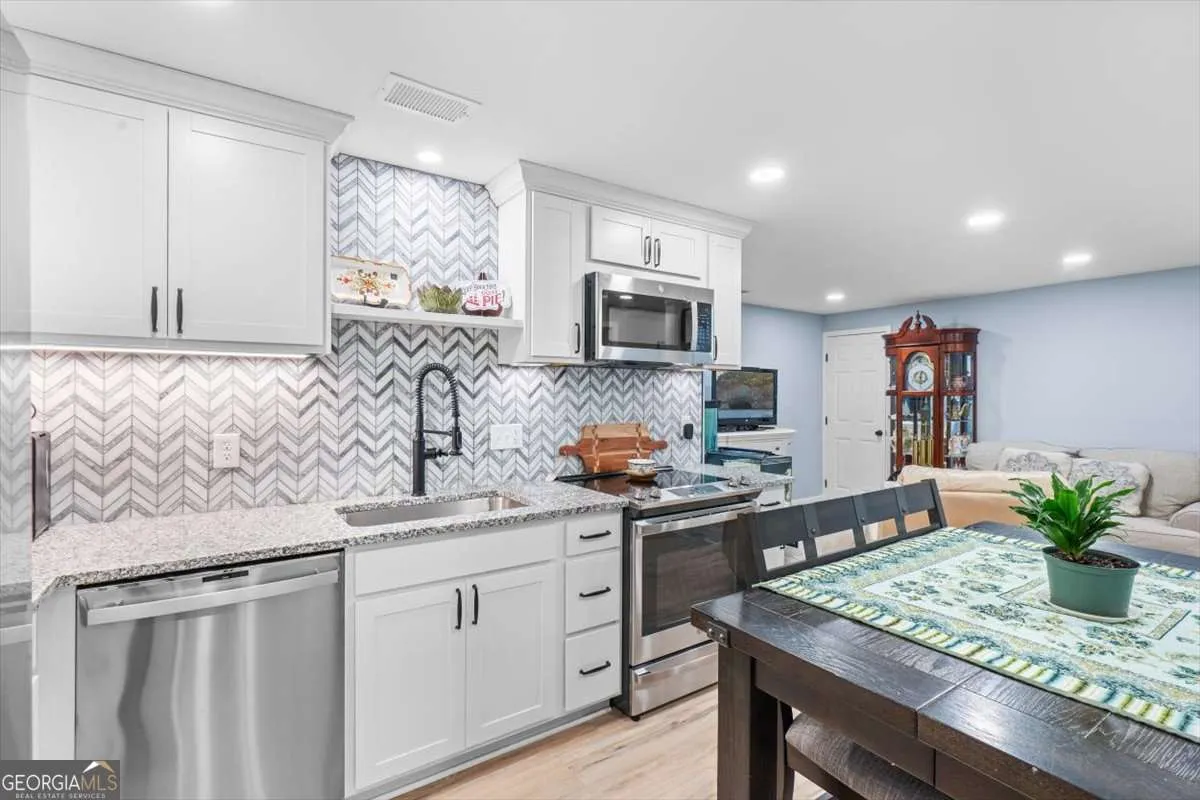 136 Harborside Dr — photo 31 of 56