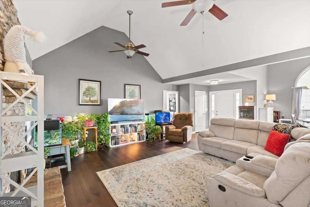 136 Harborside Dr — photo 4 of 56