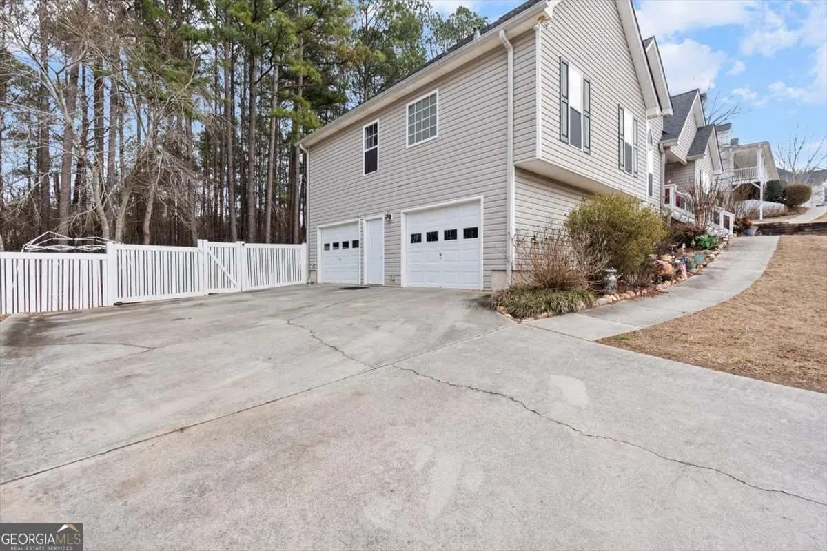 136 Harborside Dr — photo 24 of 56