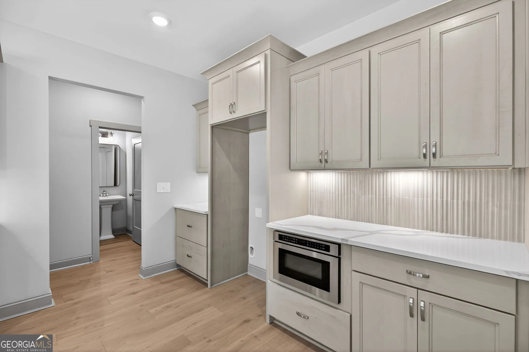 755 Crews Rd — photo 8 of 50