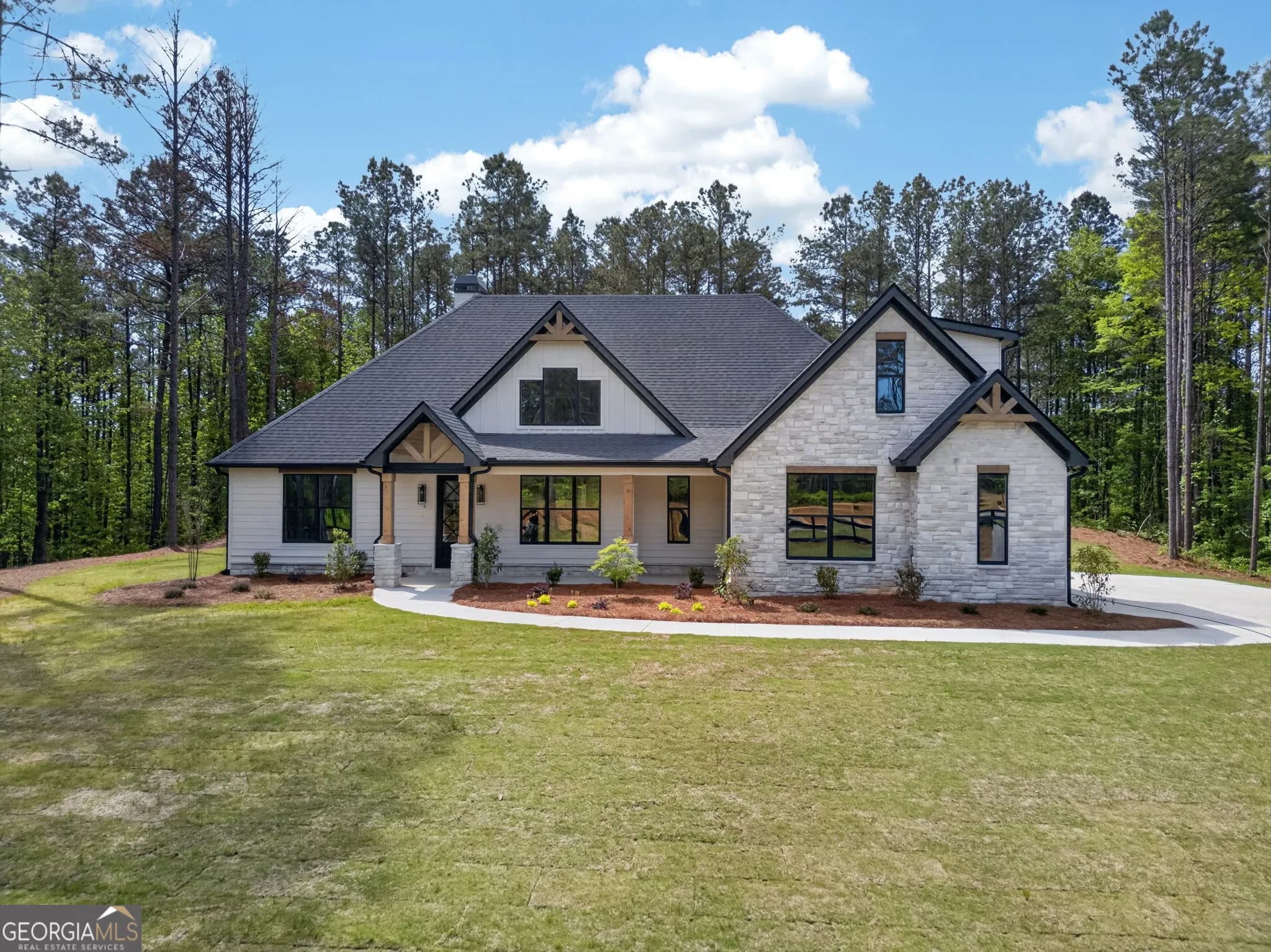 755 Crews Rd, Carrollton